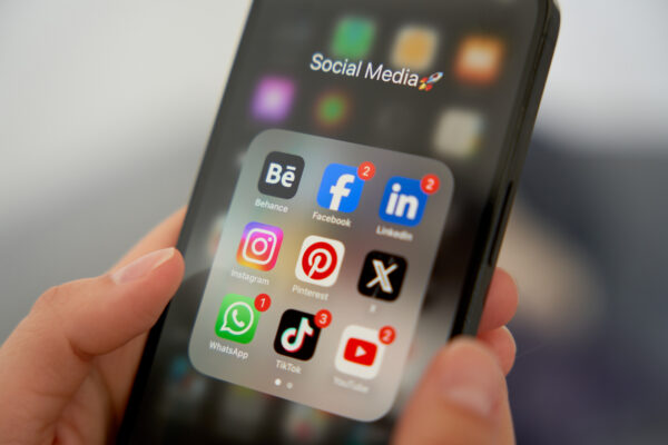 Social media applications Social Media Starter Kit